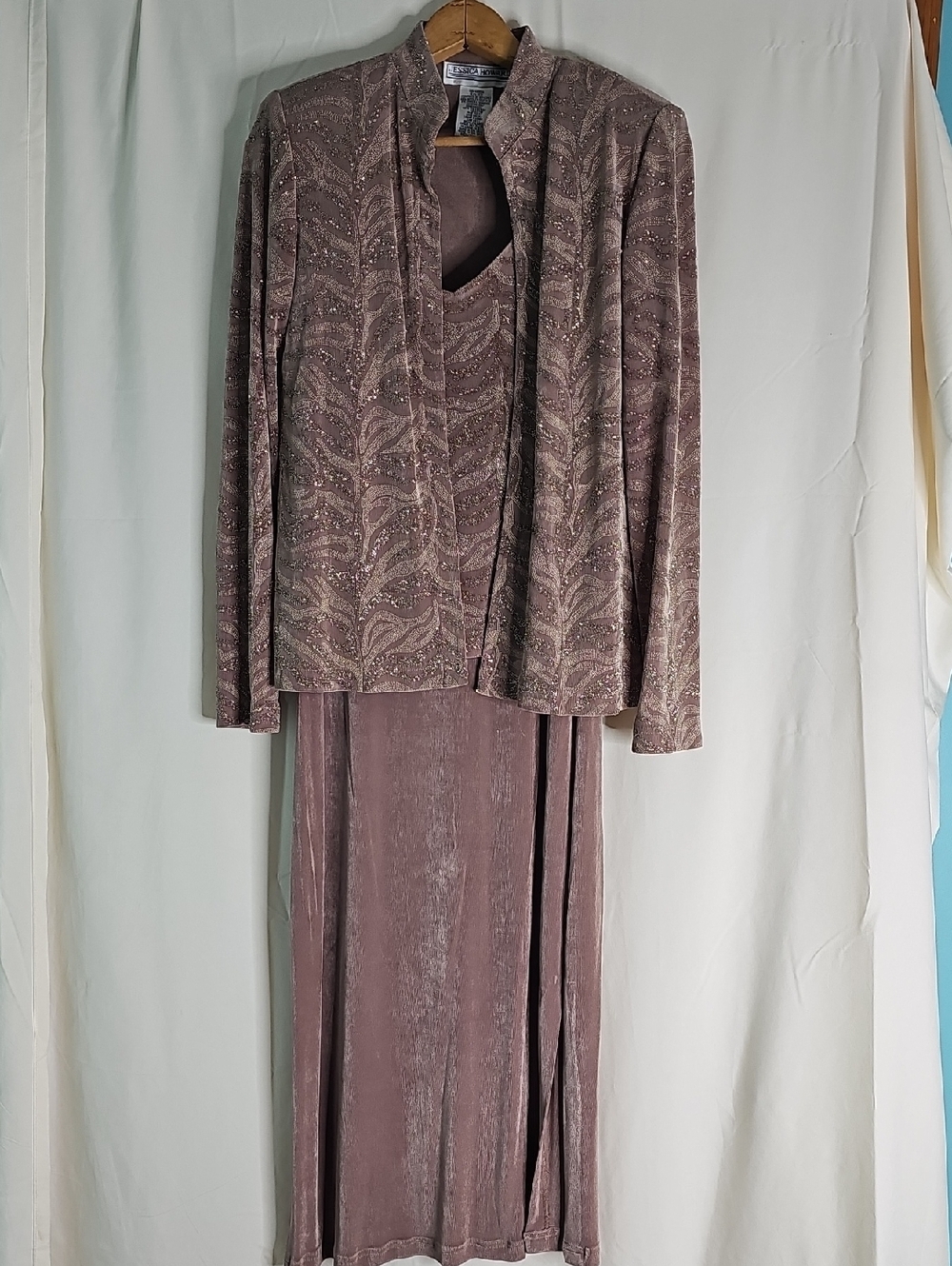 Formal Jessica Howard Tan Two-Piece Dress Set